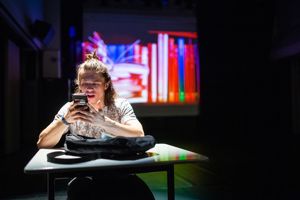 Danserevyen 2019: Hjerne for meg