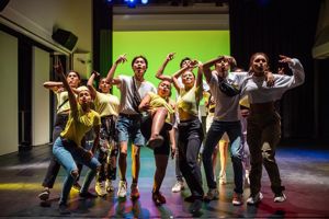 Danserevyen 2019: Hjerne for meg